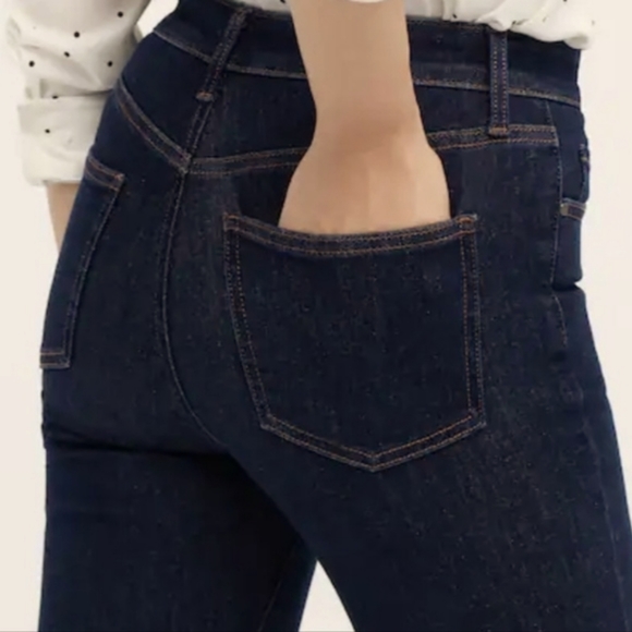 UniQlo Woman's Jeans with Zipper size 25 - Picture 3 of 9